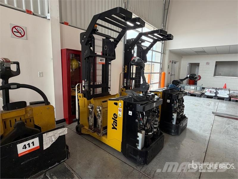 Yale MC10 2200 lb Apilador Electrico / Electric Stacker Самоходные электроштабелёры