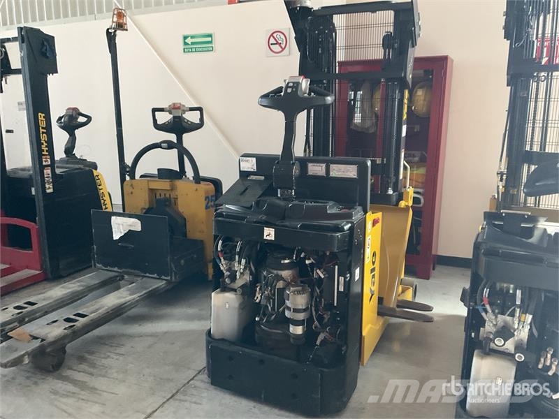 Yale MC10 Apilador Electrico / Electric Stacker Samopogonski ručni viljuškari