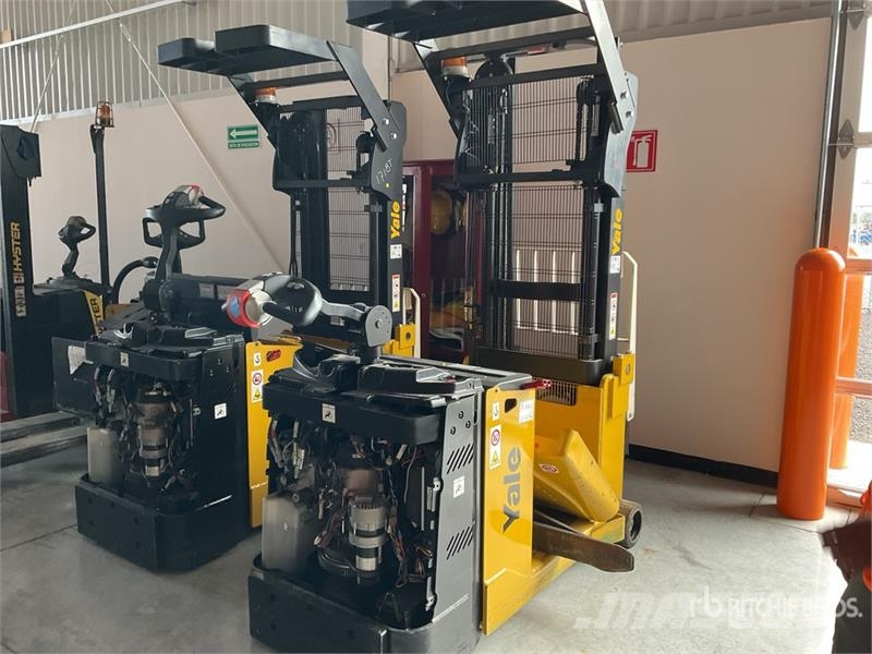 Yale MC10 Apilador Electrico / Electric Stacker Samopogonski ručni viljuškari