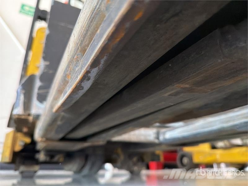 Yale MPE060LF 6000 lb Montacargas de Patin / Pallet Jac Handhubwagen