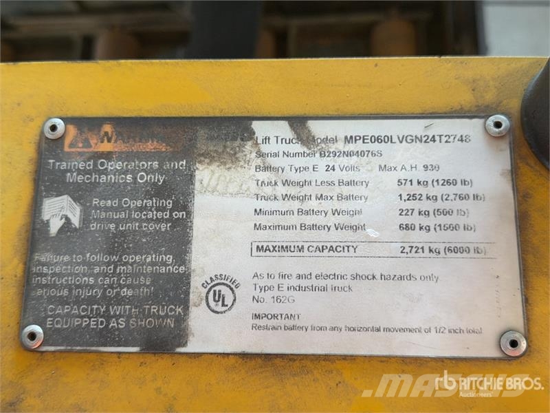 Yale MPE060LVGN24T2748 Transpaletas Manuales