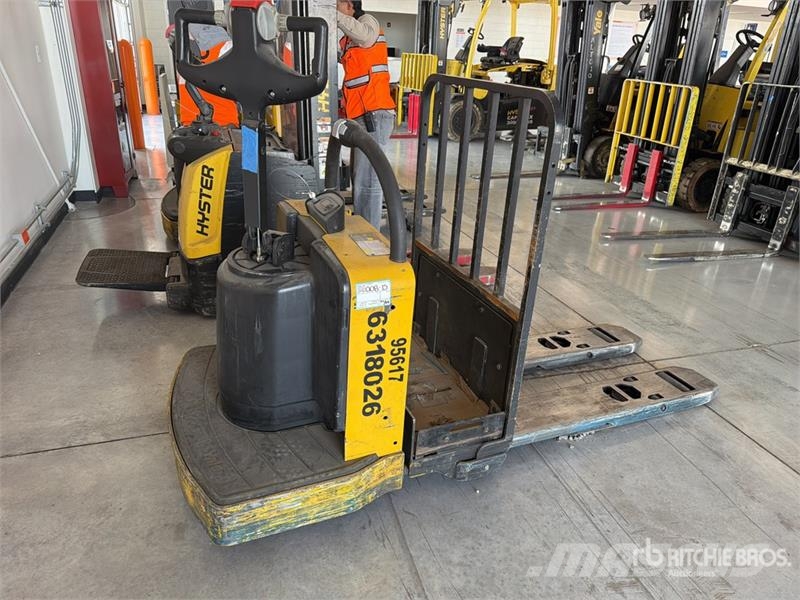 Yale MPE060LVGN24T2748 Handhubwagen