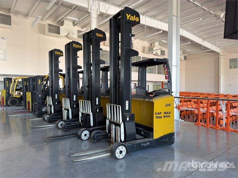 Yale MR16 3500 lb Montacargas Electrico / Reach Truck شاحنة مناولة
