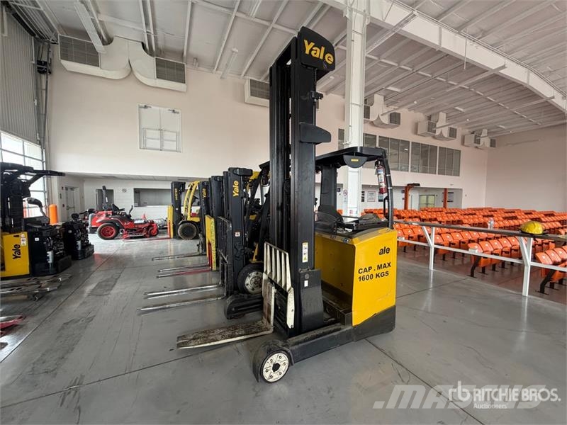Yale MR16 3500 lb Montacargas Electrico / Reach Truck Viljuškari sa pomičnim stupom