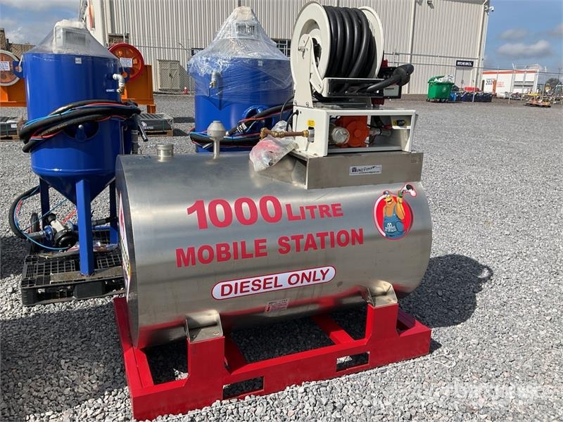 Yuni D1000DC 1000 L Skid Mounted Steel Diesel 1000 Lite Fuel and additive tanks