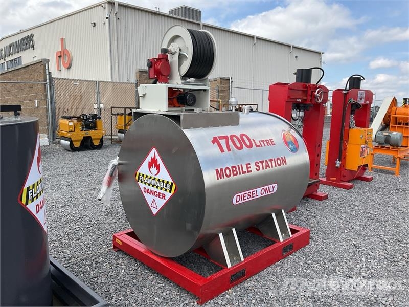 Yuni D1700DC 1700 L Skid Mounted Steel Diesel Tanque pa Fuel and additive tanks