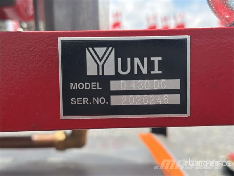 Yuni D430DC 430 L Skid Mounted Stainless Steel Diesel 4 Fuel and additive tanks