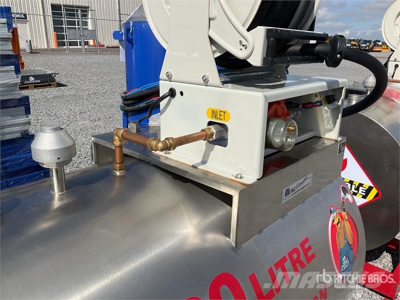 Yuni D860DC 860 L Skid Mounted Steel Diesel 860 Liter w Fuel and additive tanks