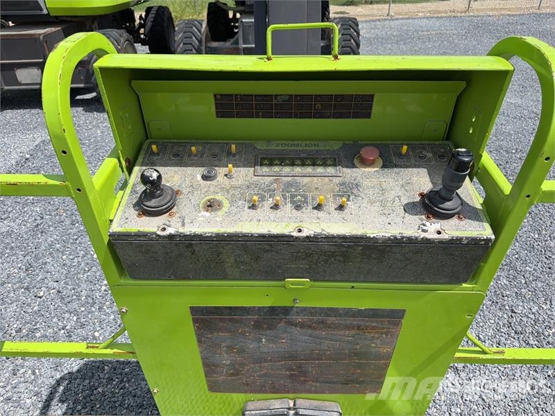 Zoomlion ZA24J 4WD Diesel Elevador Articulado / Articulatin Articulated boom lifts