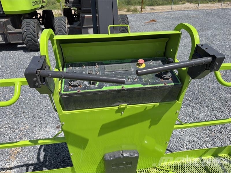 Zoomlion ZA24J 4WD Diesel Elevador Articulado / Articulatin Articulated boom lifts
