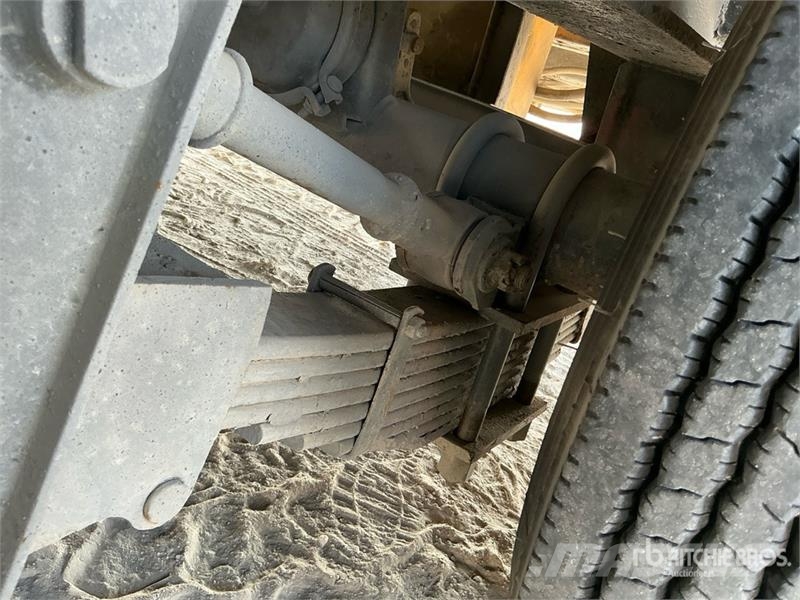  11.4 m Tri/A Step Deck Trailer لوادر منخفضة