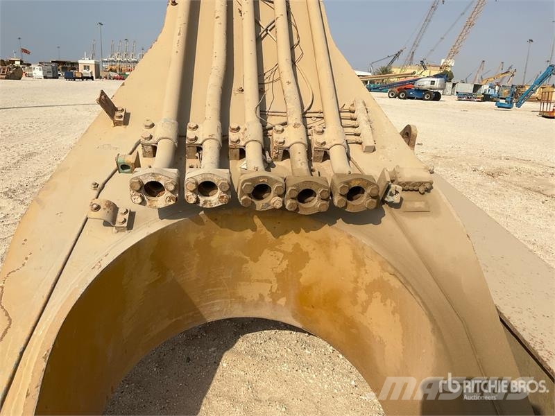 12.5 M Long Reach Excavator Boom w/ Stick - Fits 8 Egyéb alkatrészek