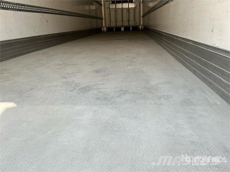 13.3 m Tri/A Refrigerated Trailer Külmikpoolhaagised