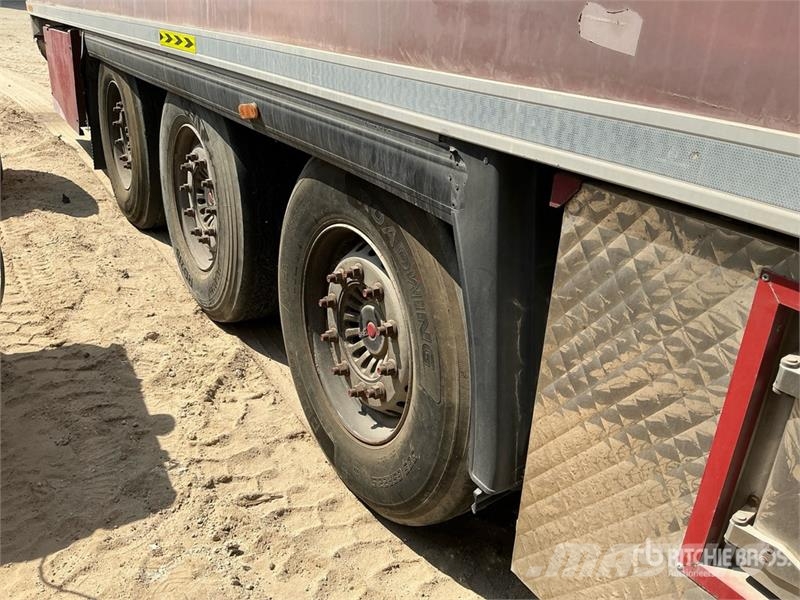 13.3 m Tri/A Refrigerated Trailer Külmikpoolhaagised