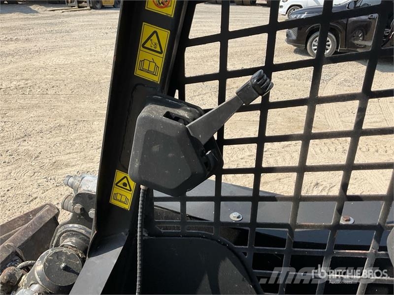 135HD Skid Steer Loader Kompaktlaadurid