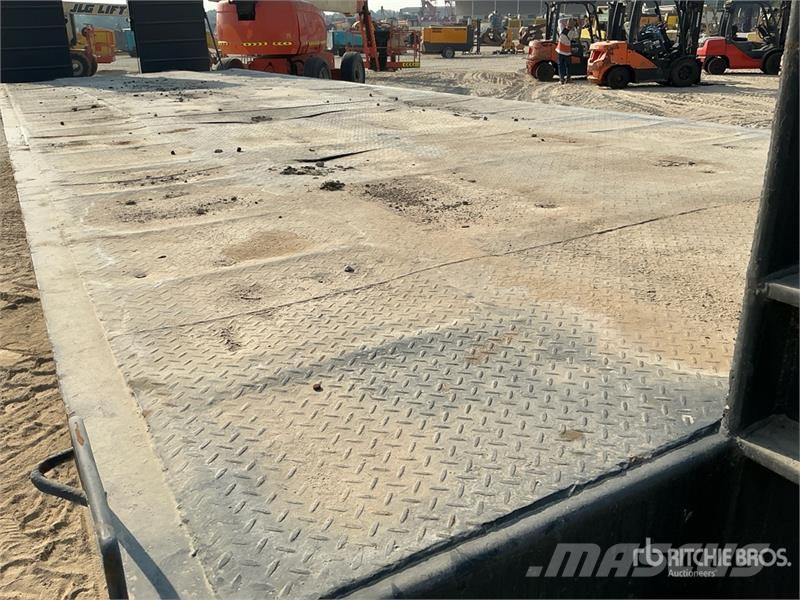 15 m Tri/A Step Deck Trailer Низькорамні причепи
