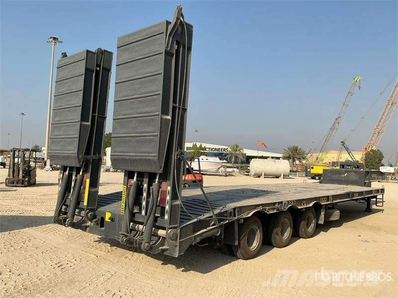 15 m Tri/A Step Deck Trailer Низькорамні причепи
