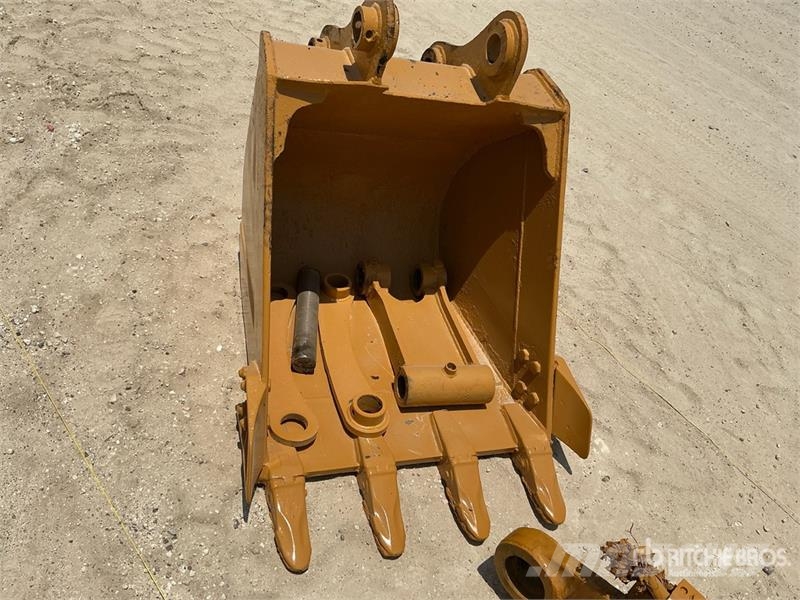  18 M Long Reach Excavator Boom & Stick & Bucket Ex دلاء