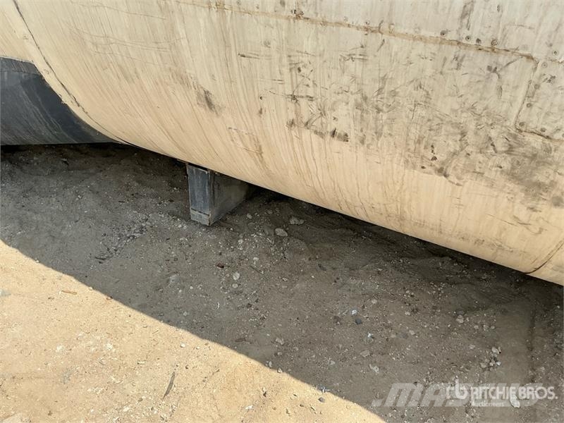  23845 L Containerized Diesel Tank صهاريج الوقود والصهاريج الإضافية
