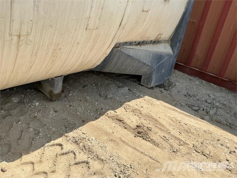  23845 L Containerized Diesel Tank صهاريج الوقود والصهاريج الإضافية