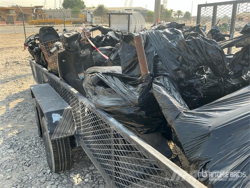 5.5 M T/A Tow Behind Trailer w/Quantity of 17 Scoo Прочие прицепы