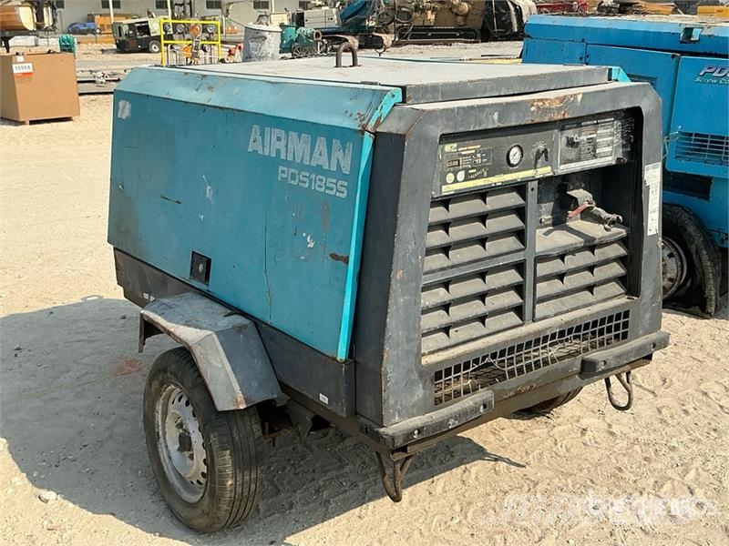 Airman PDS185S Mobile Air Compressor Kompresori