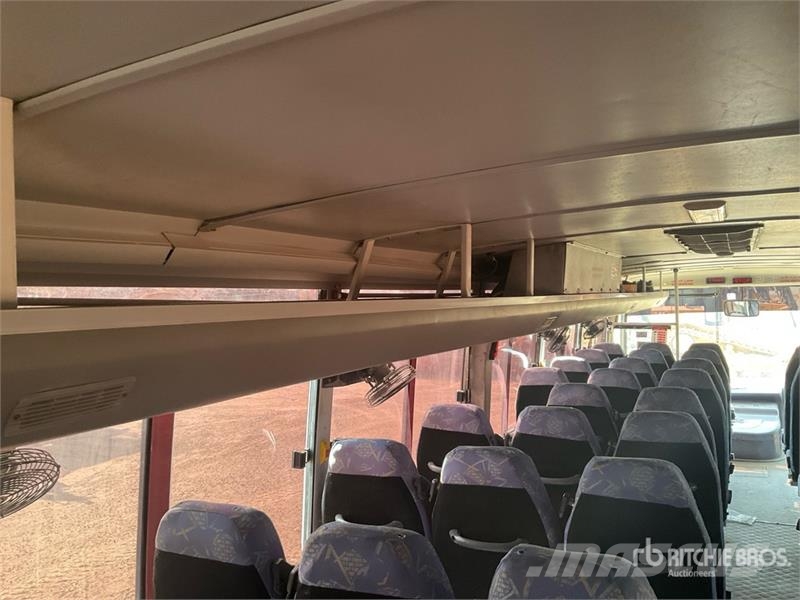 Ashok Leyland Falcon 4x2 51-Seat Transit Bus Minibussen