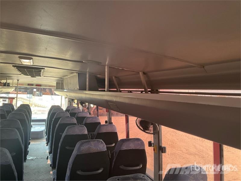 Ashok Leyland Falcon 4x2 51-Seat Transit Bus Minibussen