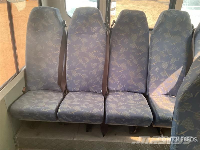 Ashok Leyland Falcon 4x2 51-Seat Transit Bus Minibussen