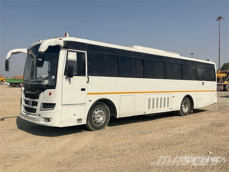 Ashok Leyland Falcon 4x2 51-Seat Transit Bus Minibussen