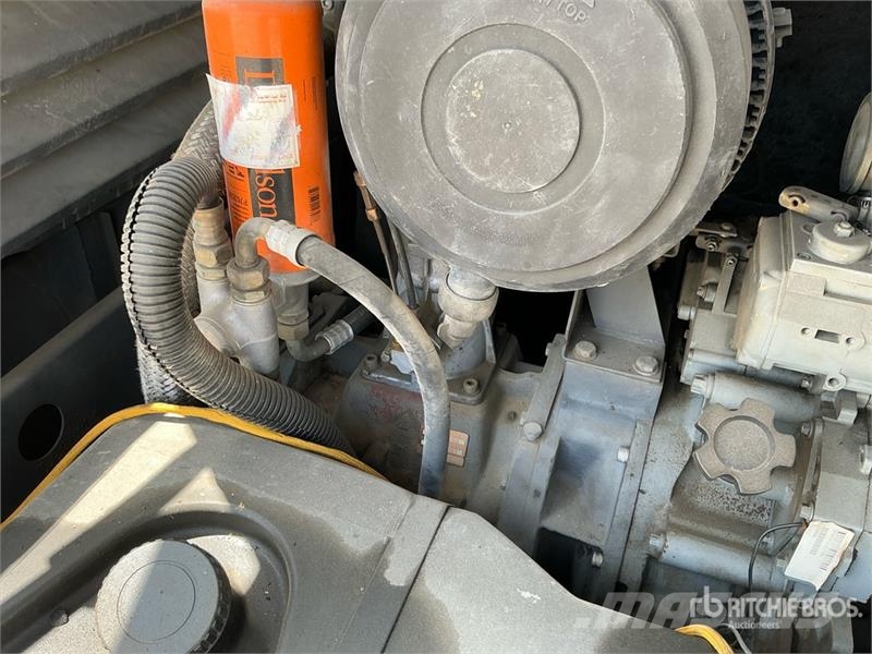 Atlas Copco XA156 Air Compressor مكابس