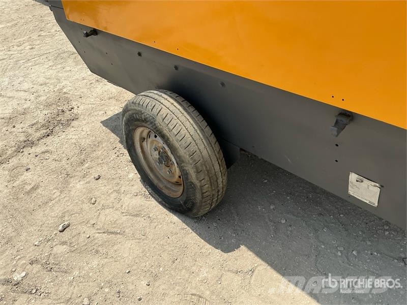 Atlas Copco XA156 Air Compressor مكابس