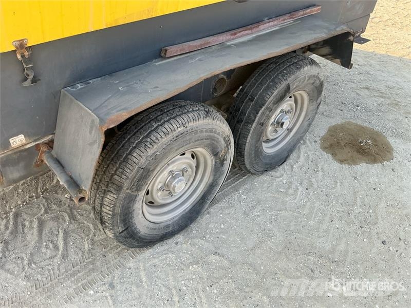 Atlas Copco XAMS 850 مكابس