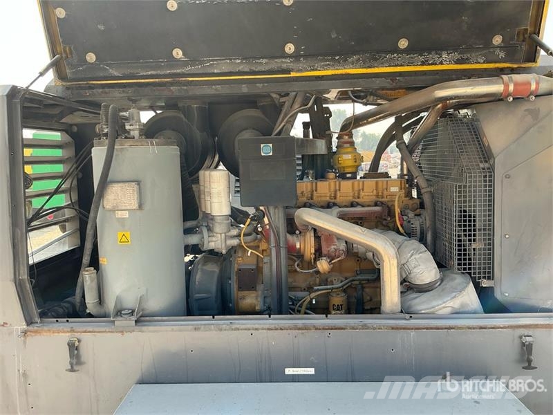 Atlas Copco XAMS 850 مكابس