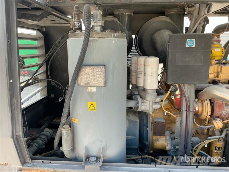 Atlas Copco XAMS 850 مكابس
