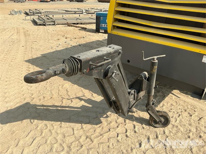 Atlas Copco XAMS 850CD Mobile Air Compressor مكابس