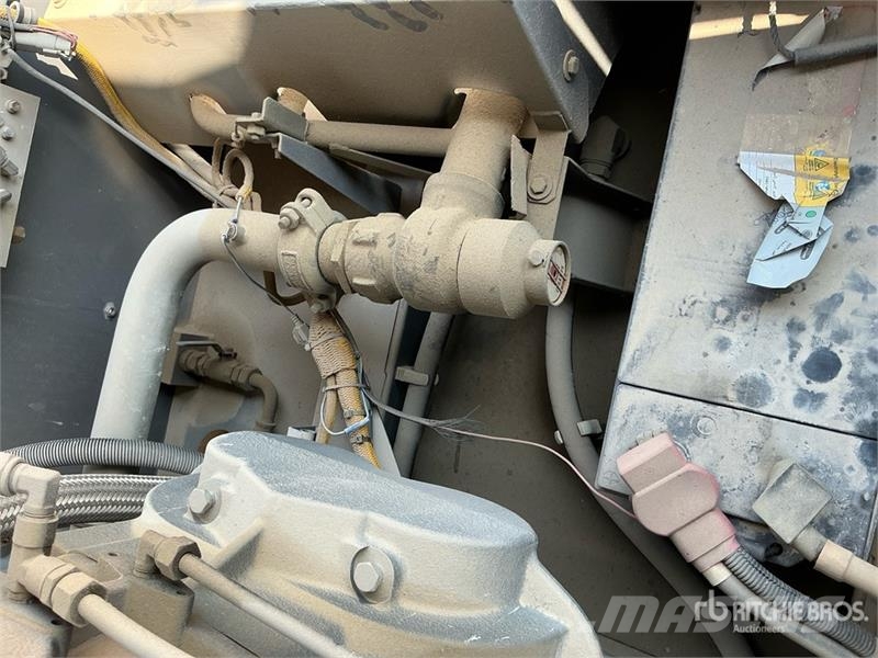Atlas Copco XAMS 850CD Mobile Air Compressor مكابس
