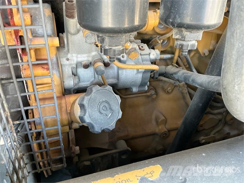 Atlas Copco XAMS850CD Mobile Air Compressor مكابس