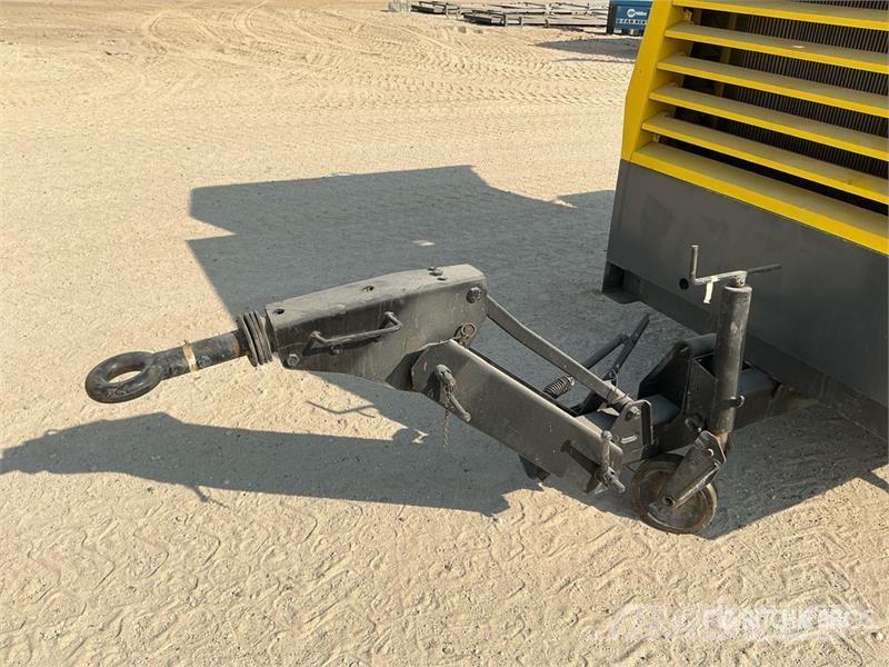 Atlas Copco XAMS850CD Mobile Air Compressor مكابس