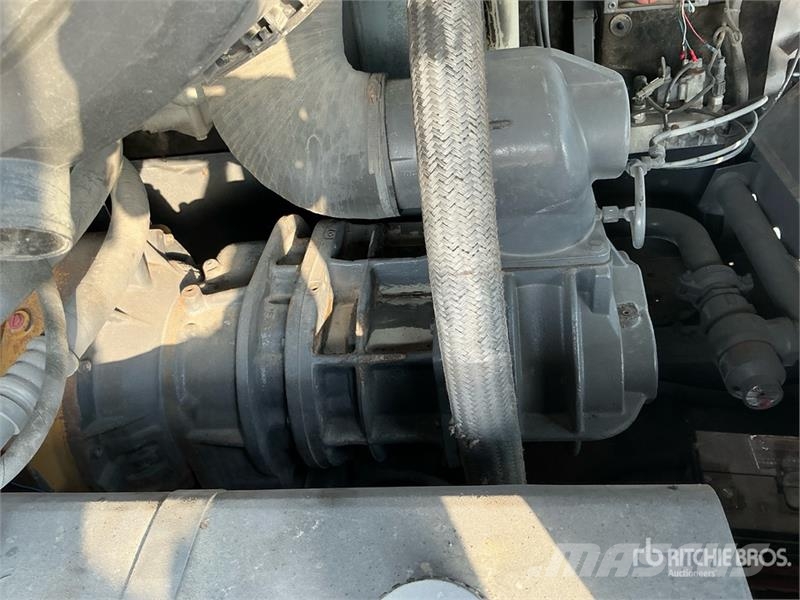 Atlas Copco XATS 800 Mobile Air Compressor مكابس