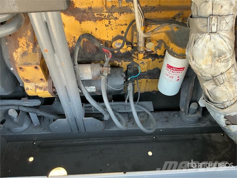 Atlas Copco XATS800 Mobile Air Compressor مكابس