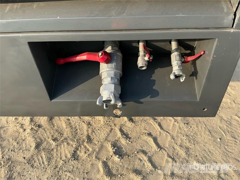 Atlas Copco XATS800 Mobile Air Compressor مكابس