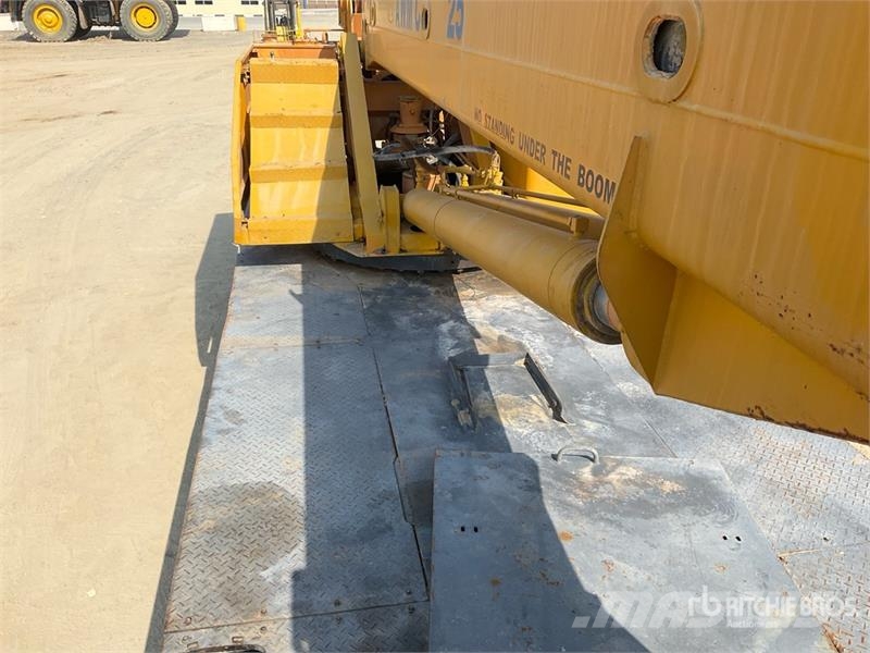 AWM C25E 25 ton 6x4 Hydraulic Truck Crane Roomikkraanad
