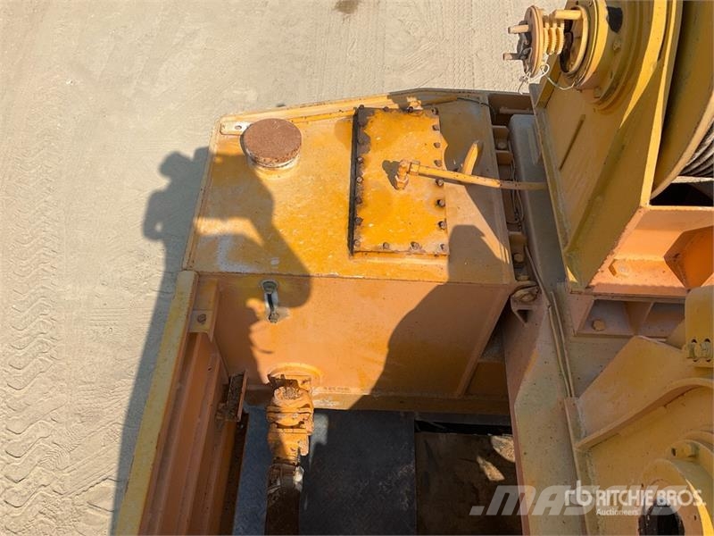 AWM C25E 25 ton 6x4 Hydraulic Truck Crane Roomikkraanad
