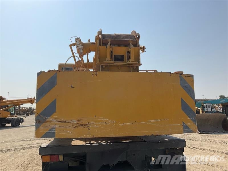 AWM C25E 25 ton 6x4 Hydraulic Truck Crane Roomikkraanad