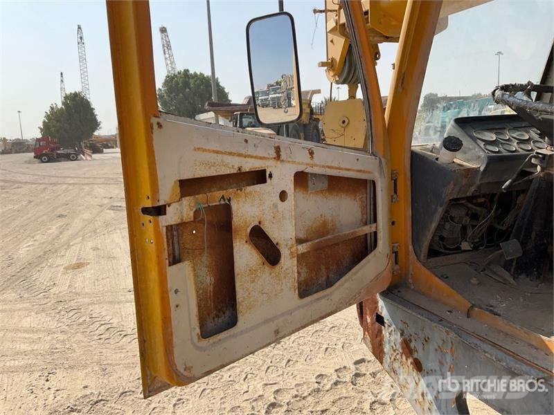 AWM C25E 25 ton 6x4 Hydraulic Truck Crane Roomikkraanad