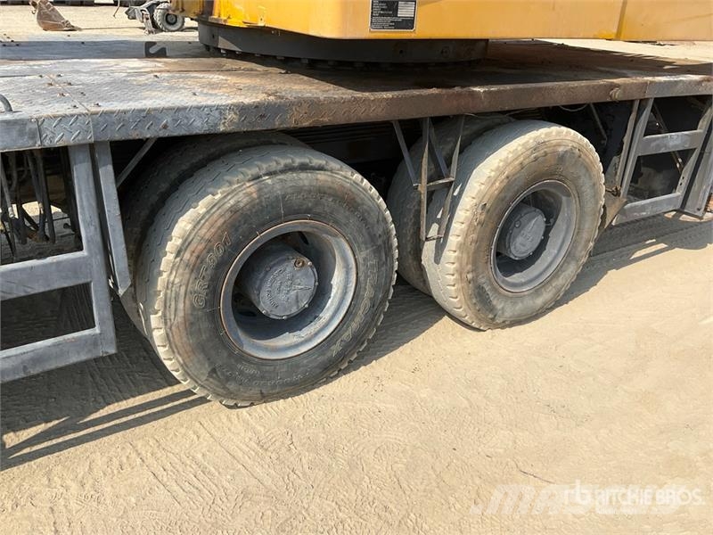 AWM Puyuan C25E 25 ton 6x4 Hydraulic Truck Crane Derik kranovi