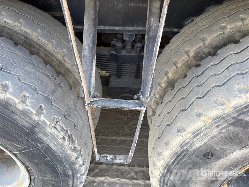  AWM Puyuan-Zoomlion C25 25 ton 6x4 Hydraulic Truck رافعات مجنزرة