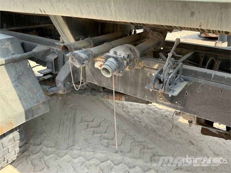 Bedford 10000 L 4x4 Water Truck (Inoperable) Vanningsvogn for støvdemping