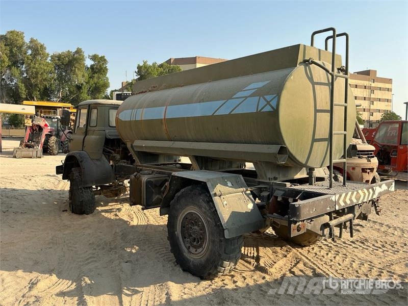 Bedford Water Truck (Inoperable) Water bowser
